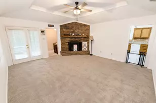 200 Lakewood Dr, Longview, TX 75604 - Photo 2
