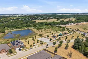 364 Ridgeland Oaks Dr, Fort Worth, TX 76120 - Photo 36