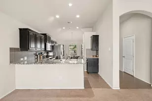 10117 S Race St, Fort Worth, TX 76140 - Photo 6