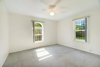 602 S Hall Street, Clarksville, TX 75426 - Photo 8