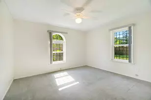 602 S Hall St, Clarksville, TX 75426 - Photo 8