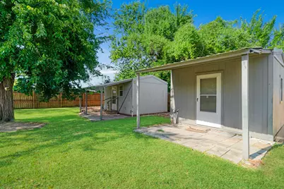602 S Hall Street, Clarksville, TX 75426 - Photo 14