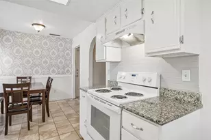 1030 Twilight Dr, Garland, TX 75040 - Photo 10