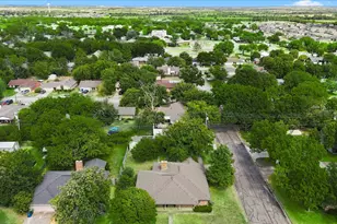 112 Diane Dr, Sanger, TX 76266 - Photo 36