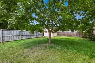 112 Diane Dr, Sanger, TX 76266 - Photo 32