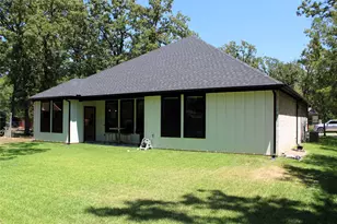 207 Driftwood Dr, Trinidad, TX 75163 - Photo 2
