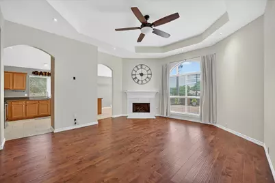 4909 Lansdale Drive, Flower Mound, TX 75028 - Photo 6