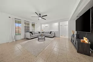 741 Jewelflower Dr, DeSoto, TX 75115 - Photo 16