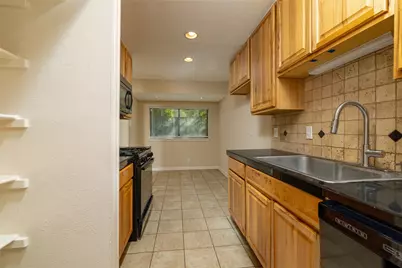 2906 Harvard Street N, Irving, TX 75062 - Photo 14