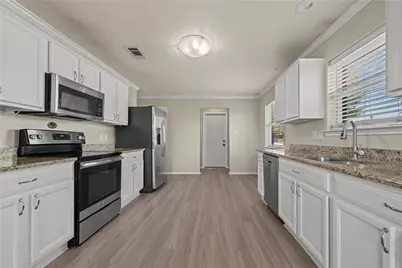 10805 Snow Pea Drive, Waco, TX 76708 - Photo 8