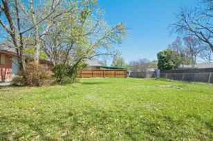 3222 Latham Dr, Dallas, TX 75229 - Photo 6