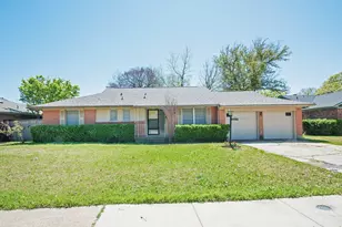 3222 Latham Dr, Dallas, TX 75229 - Photo 1