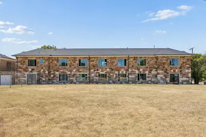 1200 E Maddox Avenue, Fort Worth, TX 76104 - Photo 2