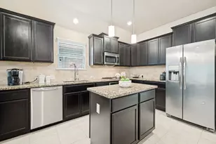 10104 Long Branch Dr, McKinney, TX 75071 - Photo 6