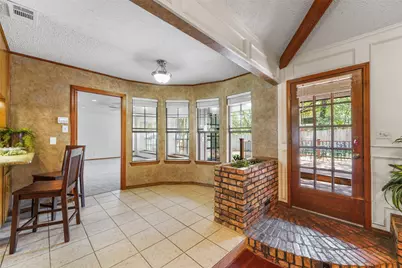 2323 Brookside Drive, Arlington, TX 76012 - Photo 8