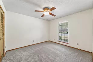 2323 Brookside Dr, Arlington, TX 76012 - Photo 20