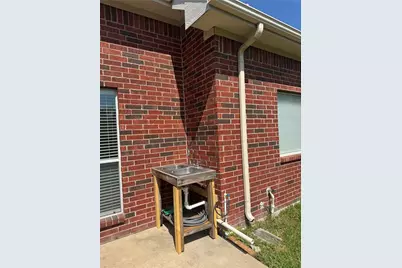 6711 Kinross Drive, Arlington, TX 76002 - Photo 10