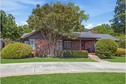 3808 Trail Lake Drive, Fort Worth, TX 76109 - Photo 4