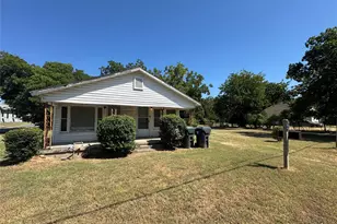 1500 E Calhoun Ave, Waco, TX 76704 - Photo 2