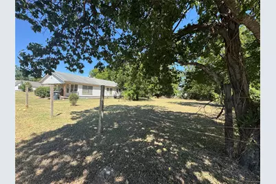 1500 E Calhoun Avenue, Waco, TX 76704 - Photo 4