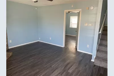 529 E Norwood Circle, Arlington, TX 76013 - Photo 2