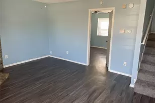 529 E Norwood Cir, Arlington, TX 76013 - Photo 2