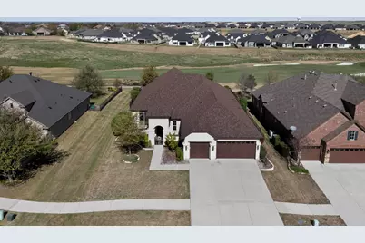 8708 Crestview Drive, Denton, TX 76207 - Photo 2
