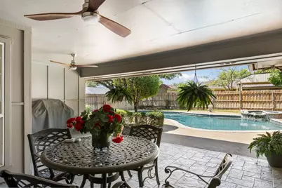 1600 Forest Glen Court, Pantego, TX 76013 - Photo 8