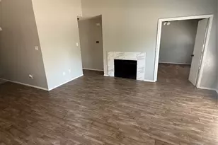763 Little Creek Dr, Euless, TX 76039 - Photo 2
