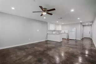 410 S Mirick Ave, Denison, TX 75020 - Photo 2