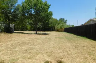 404 Woodson Cir, Denton, TX 76209 - Photo 28