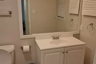 1702 Crestpoint Dr, Arlington, TX 76012 - Photo 4