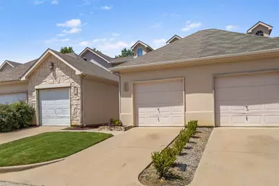 8015 Ederville Circle, Fort Worth, TX 76120 - Photo 2