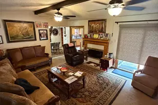 2317 Glenbrook Meadows Dr, Garland, TX 75040 - Photo 2