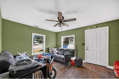 1407 N Main Street, Carrollton, TX 75006 - Photo 8