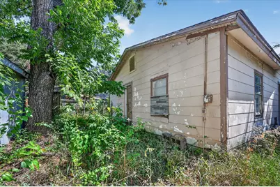 1407 N Main Street, Carrollton, TX 75006 - Photo 26