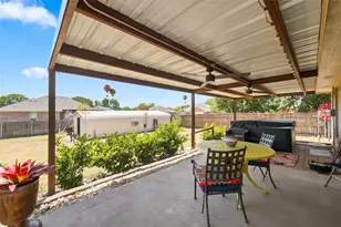 601 Sapphire Blvd, Hewitt, TX 76643 - Photo 26