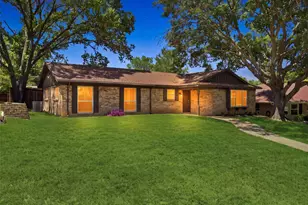 2021 Meadowcreek Dr, Plano, TX 75074 - Photo 2