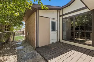 6051 Dooley Dr, The Colony, TX 75056 - Photo 28
