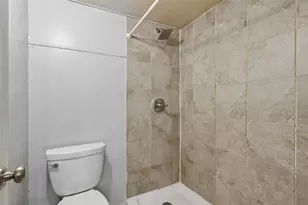 6051 Dooley Dr, The Colony, TX 75056 - Photo 22
