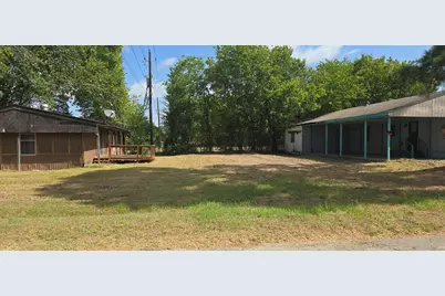 210 Kelly Lane, Seven Points, TX 75143 - Photo 6
