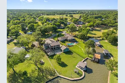 1035 Holiday Circle, Seven Points, TX 75143 - Photo 6