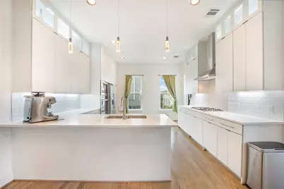 4634 Virginia Avenue, Dallas, TX 75204 - Photo 2