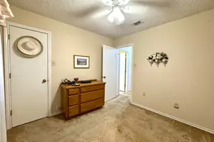 713 Owens Dr, Crowley, TX 76036 - Photo 26
