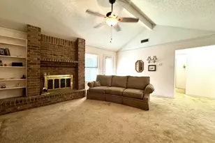 713 Owens Dr, Crowley, TX 76036 - Photo 8