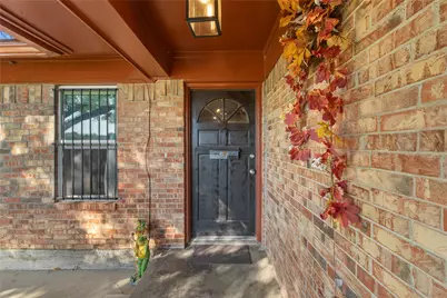 1646 Savage Drive, Mesquite, TX 75149 - Photo 2
