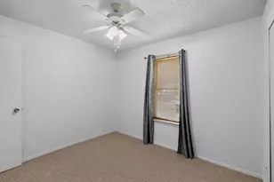 1513 Pelican Ct, Garland, TX 75040 - Photo 18
