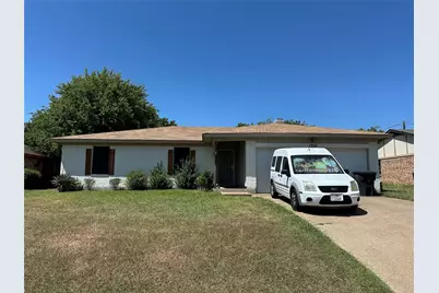 1306 Berry Drive, Cleburne, TX 76033 - Photo 10