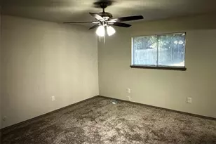 1306 Berry Dr, Cleburne, TX 76033 - Photo 16
