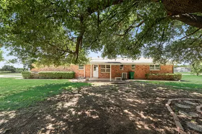 520 Pecan Street, Crowley, TX 76036 - Photo 36